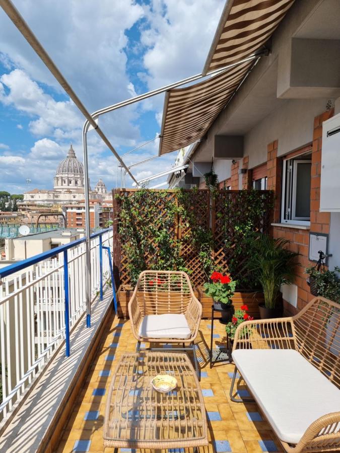Le Terrazze Del Duca San Pietro Guesthouse Рим Екстериор снимка