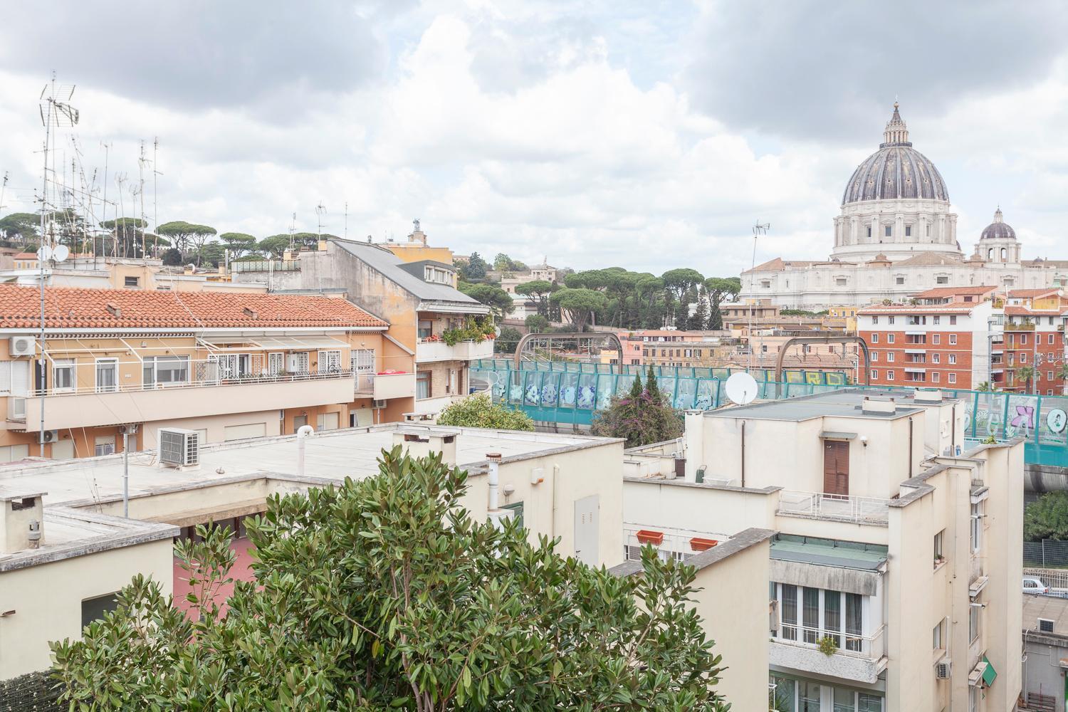 Le Terrazze Del Duca San Pietro Guesthouse Рим Екстериор снимка